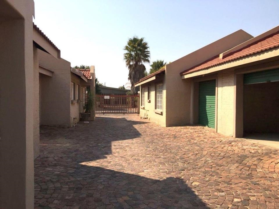 2 Bedroom Property for Sale in Potchefstroom Rural North West